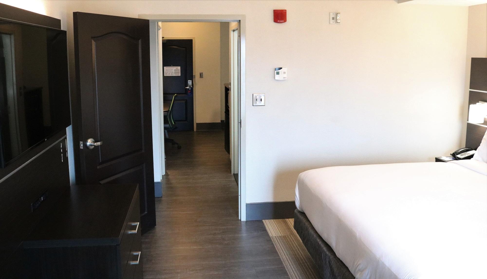Holiday Inn Express Hotel & Suites Columbia-Fort Jackson By Ihg Exteriér fotografie